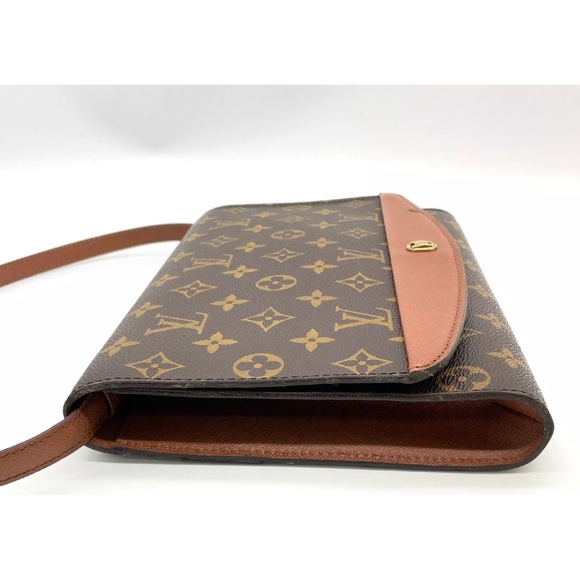 Authentic  Louis Vuitton Monogram Bordeaux Shoulder bag - Picture 6 of 17